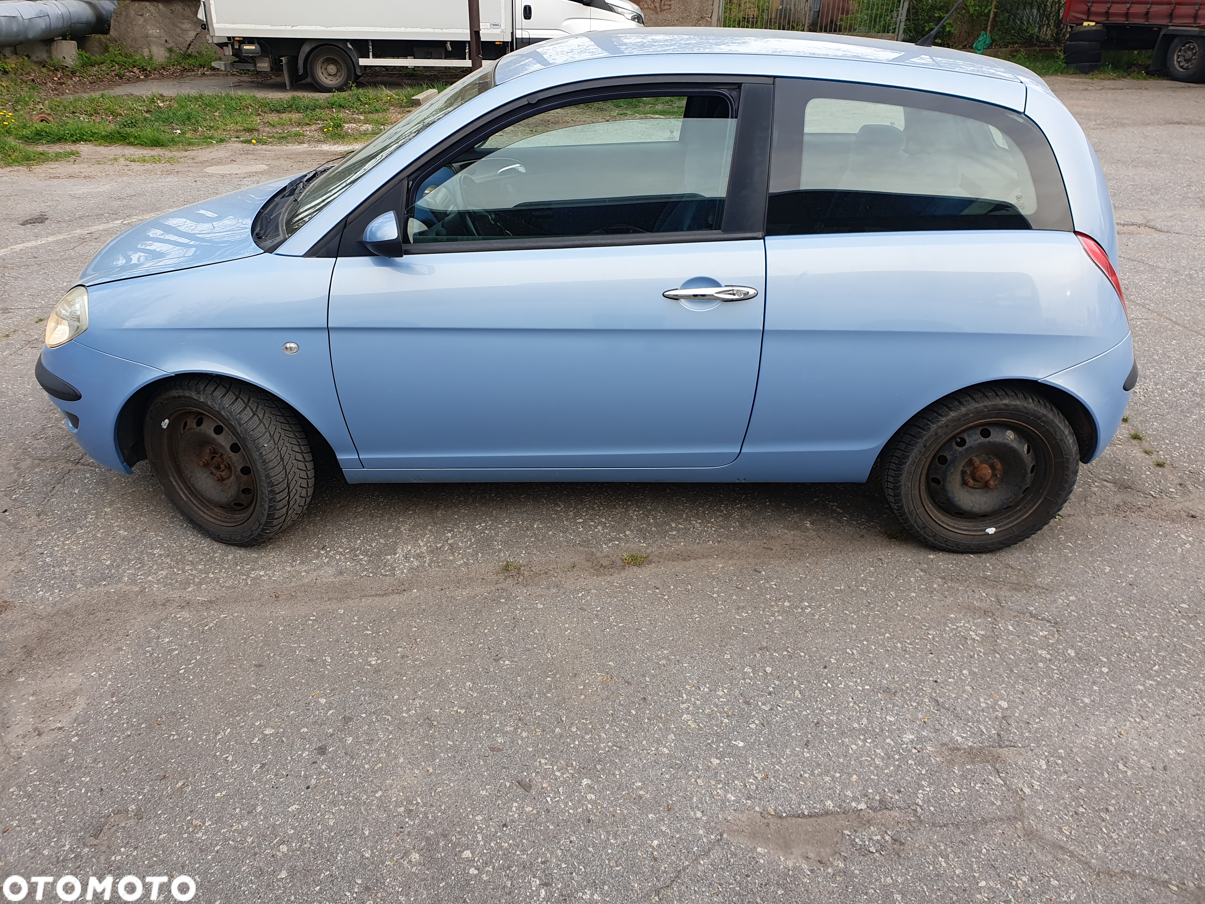 Lancia Ypsilon 1.2 8V Argento (4 os.) - 2