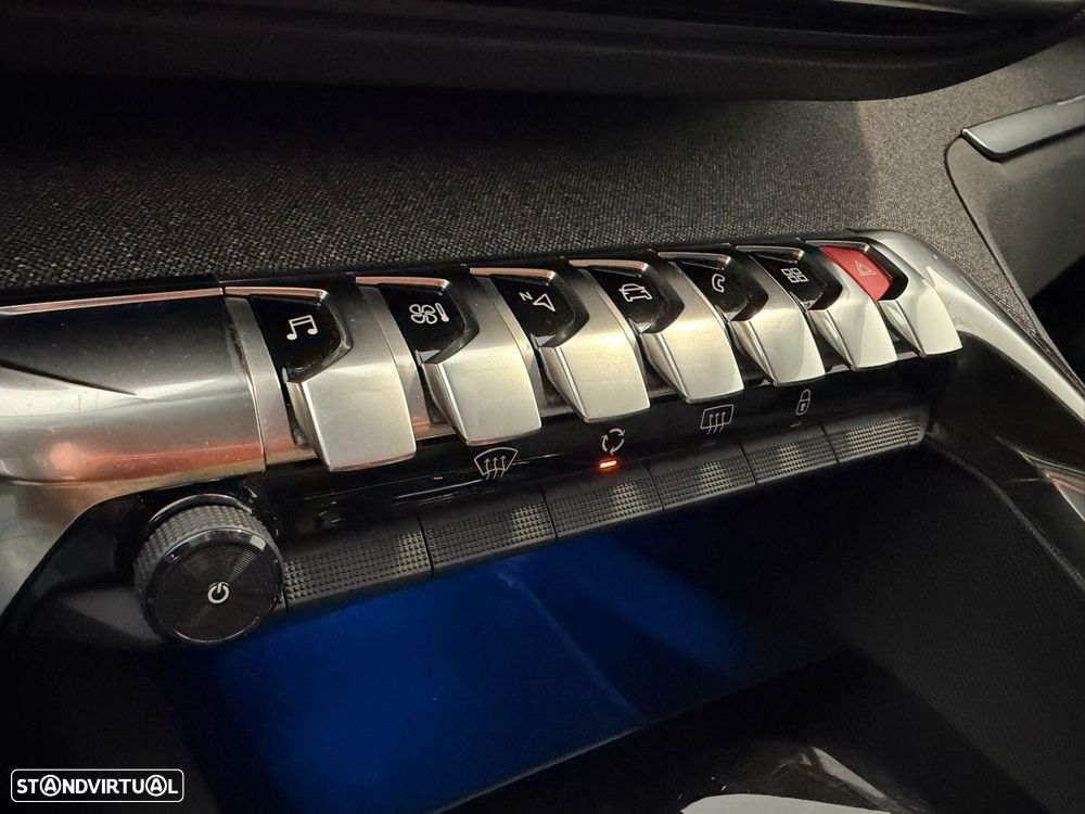 Peugeot 3008 1.2 PureTech Allure EAT8 - 10