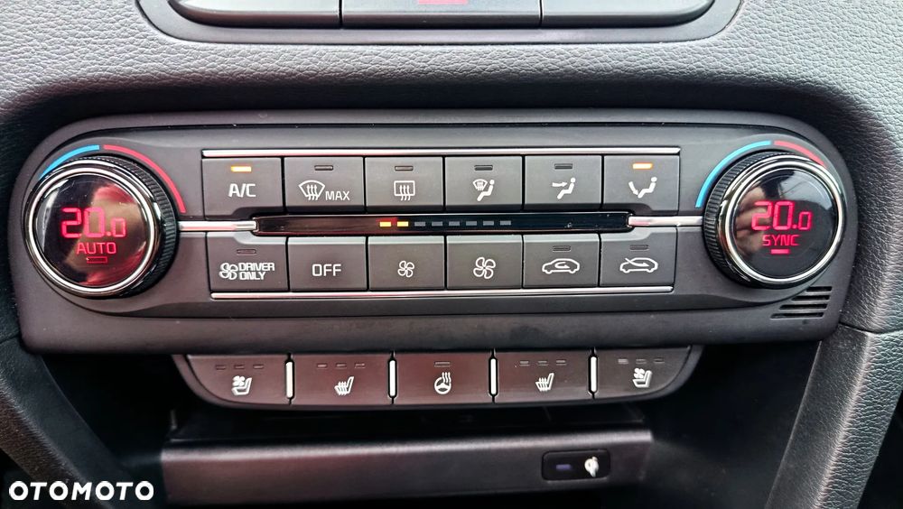 Kia XCeed 1.6 GDI PHEV L Business Line DCT - 18