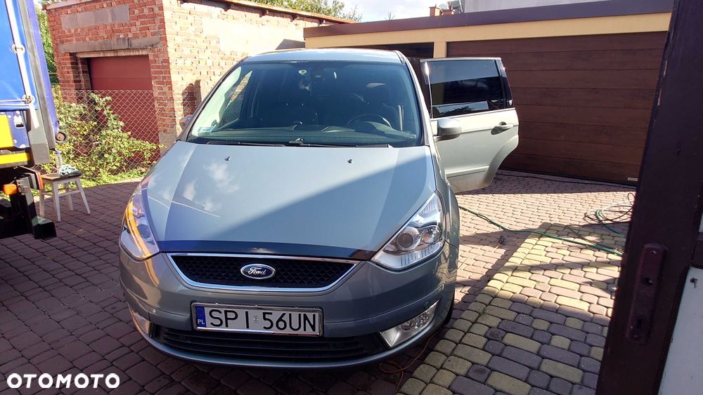 Ford Galaxy - 1