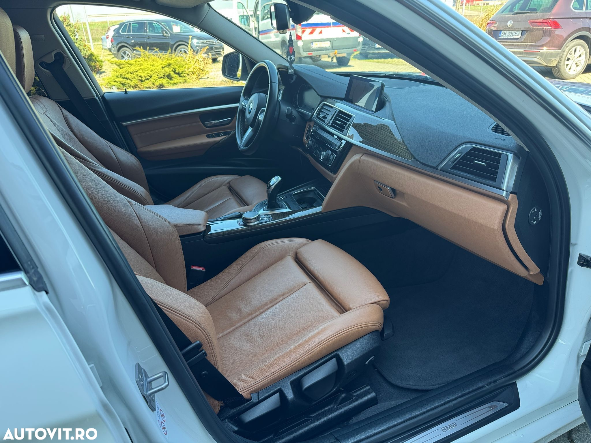BMW Seria 3 318i Aut. Edition Luxury Line Purity - 13