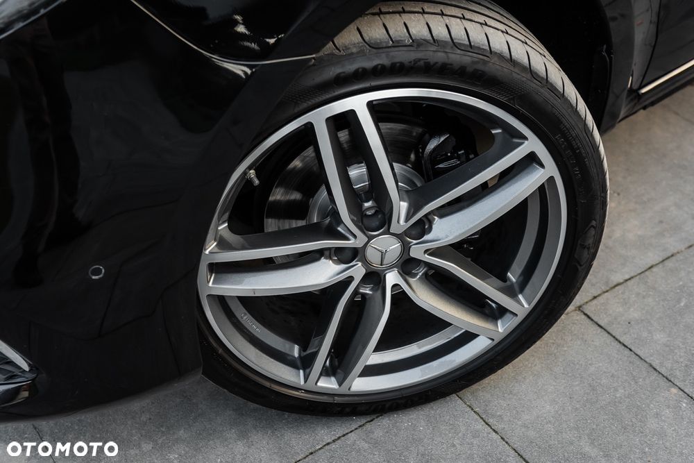 Mercedes-Benz Klasa V 300 d lang 4Matic 9G-TRONIC Exclusive Edition - 7