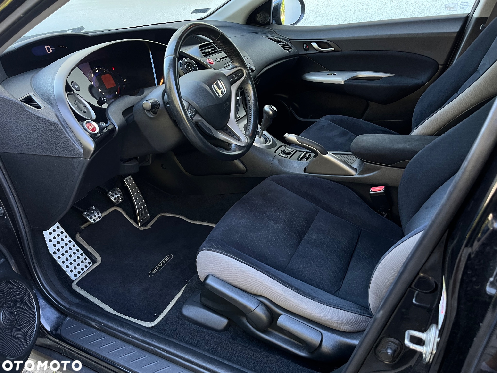 Honda Civic 1.8 Comfort - 9