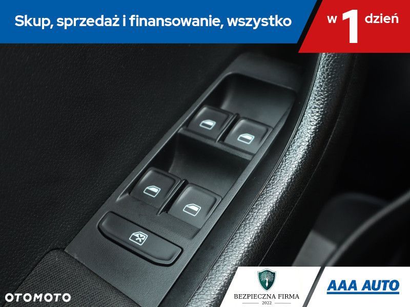 Skoda Fabia - 18