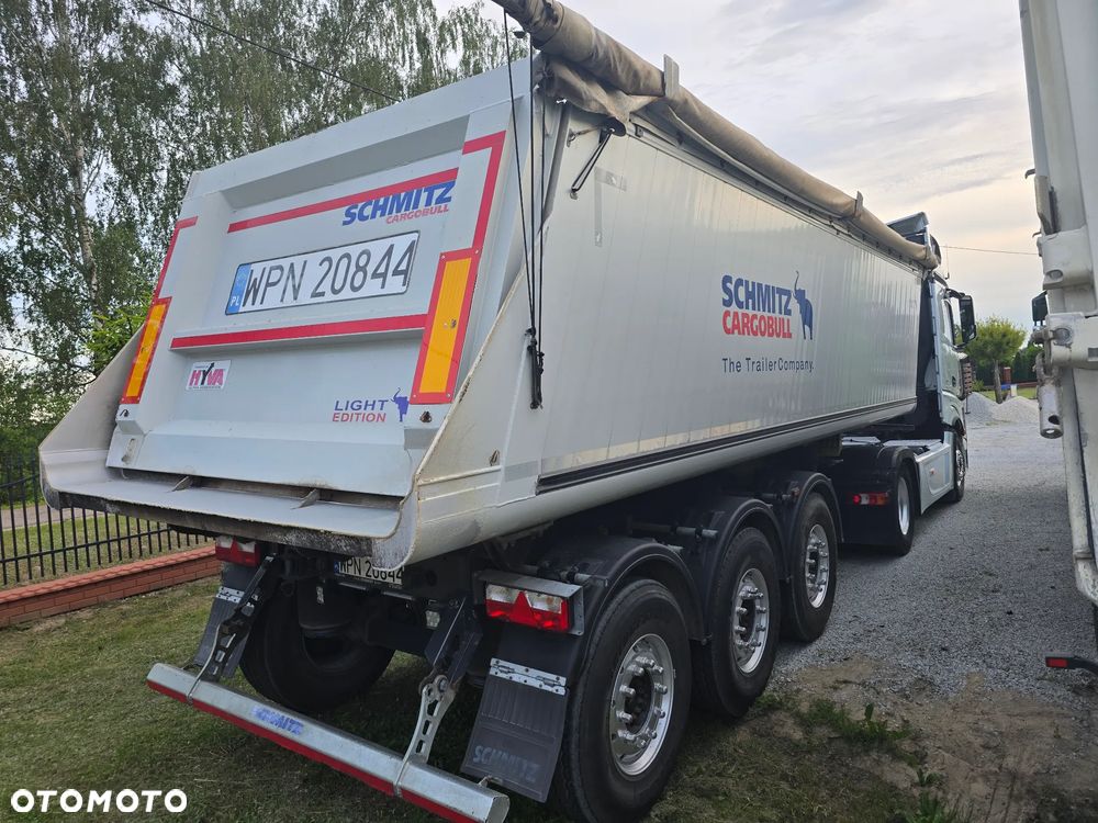 Mercedes-Benz ACTROS - 35