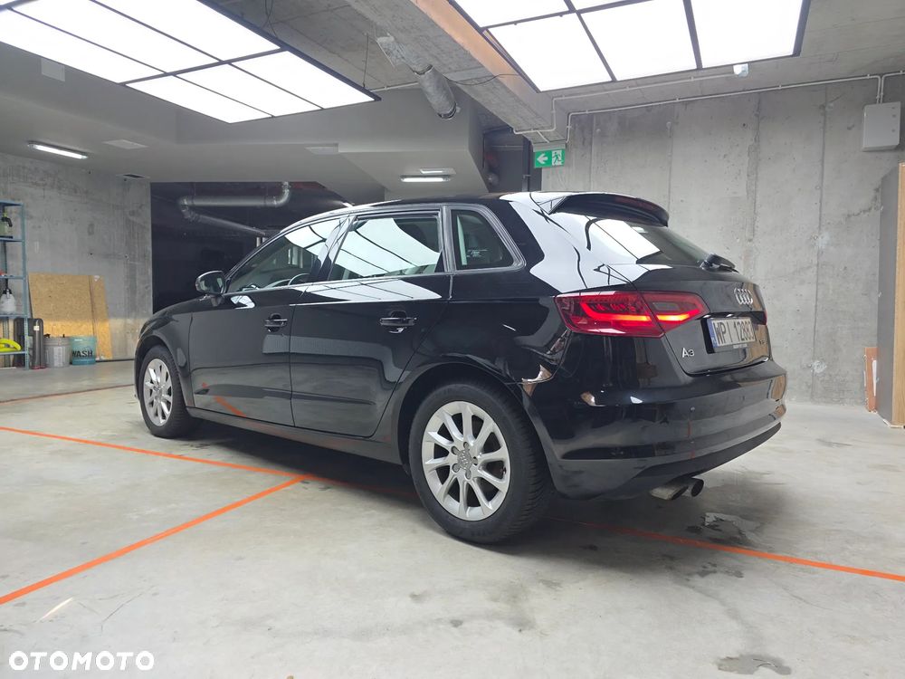 Audi A3 Sportback - 9