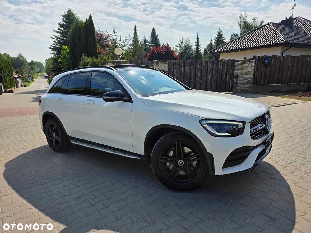 Mercedes-Benz GLC 200 4Matic 9G-TRONIC AMG Line - 40