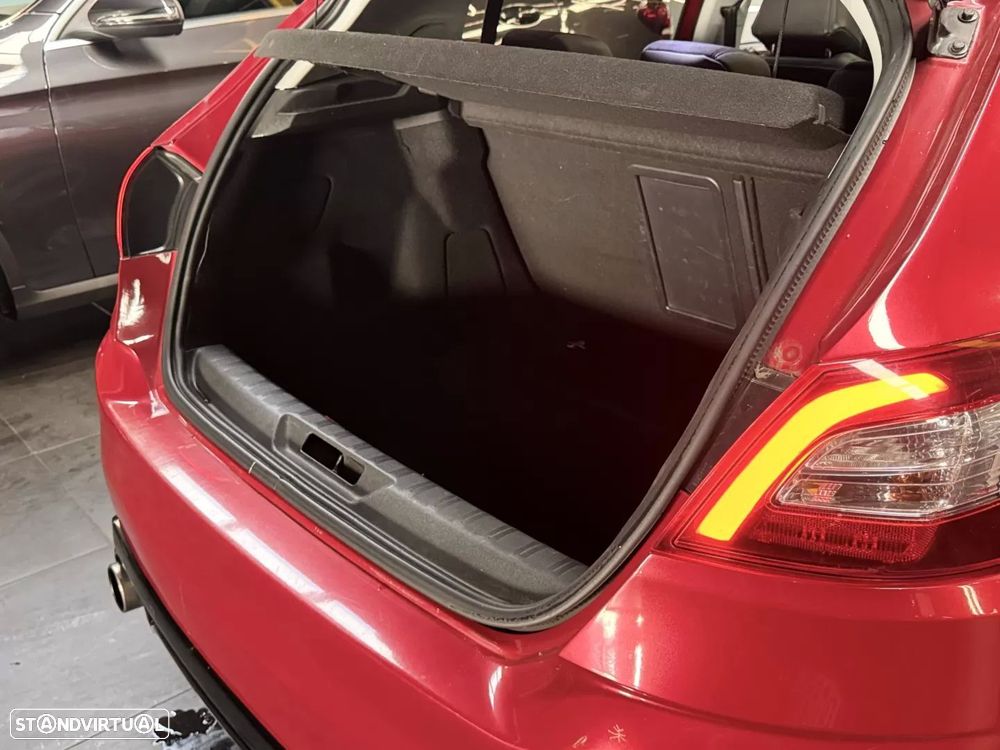 Peugeot 308 1.2 PureTech Allure - 23