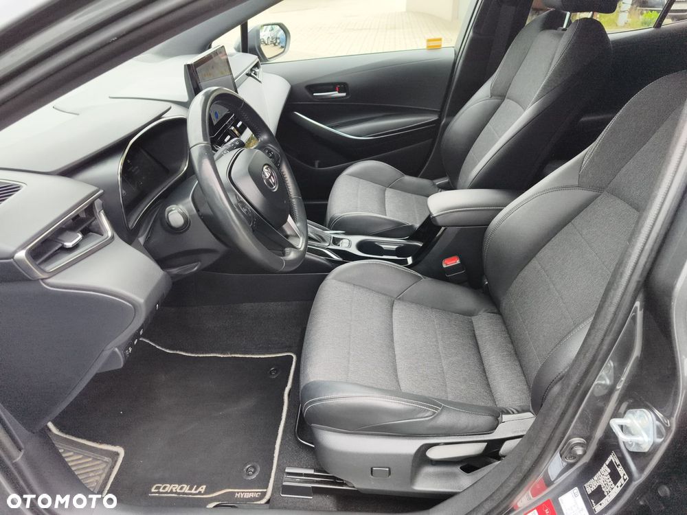 Toyota Corolla - 15