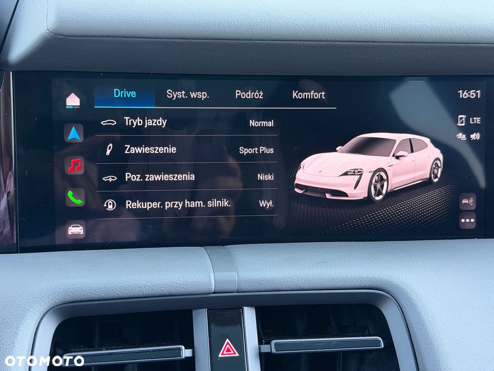 Porsche Taycan - 22