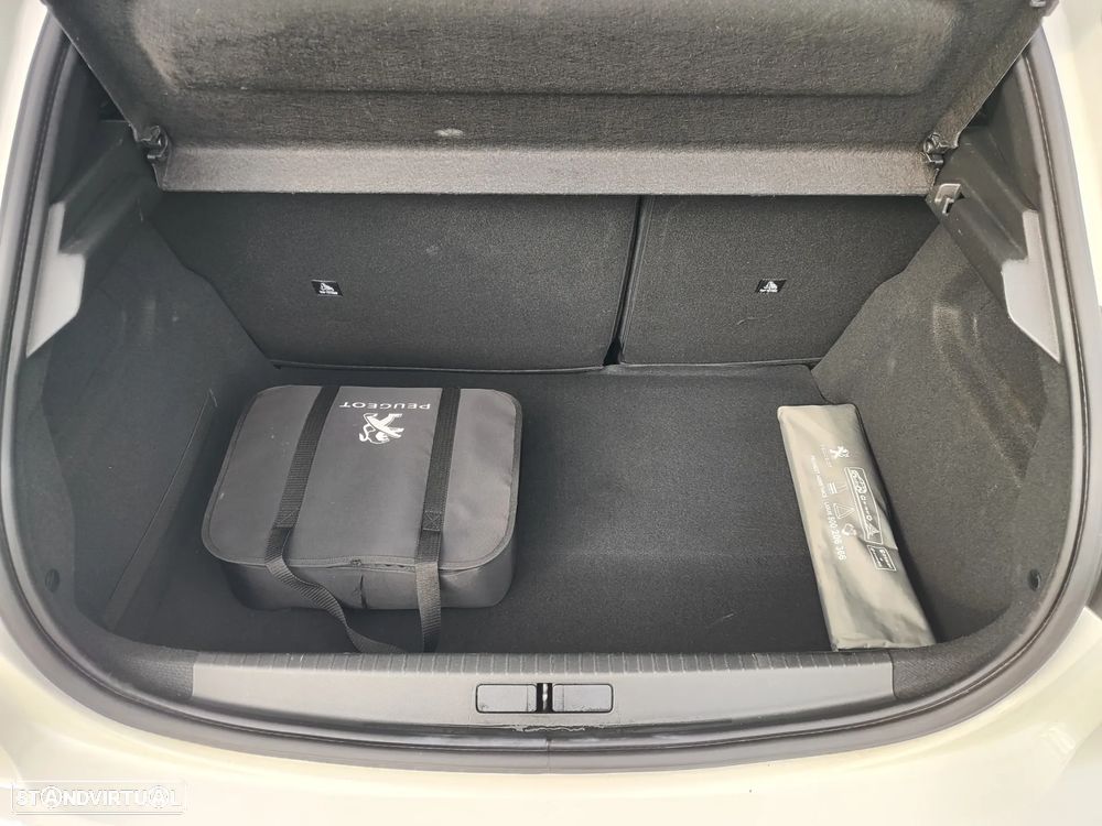 Peugeot e-208 50 kWh Active - 14