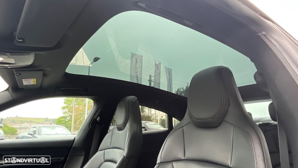 Porsche Taycan Standard - 18