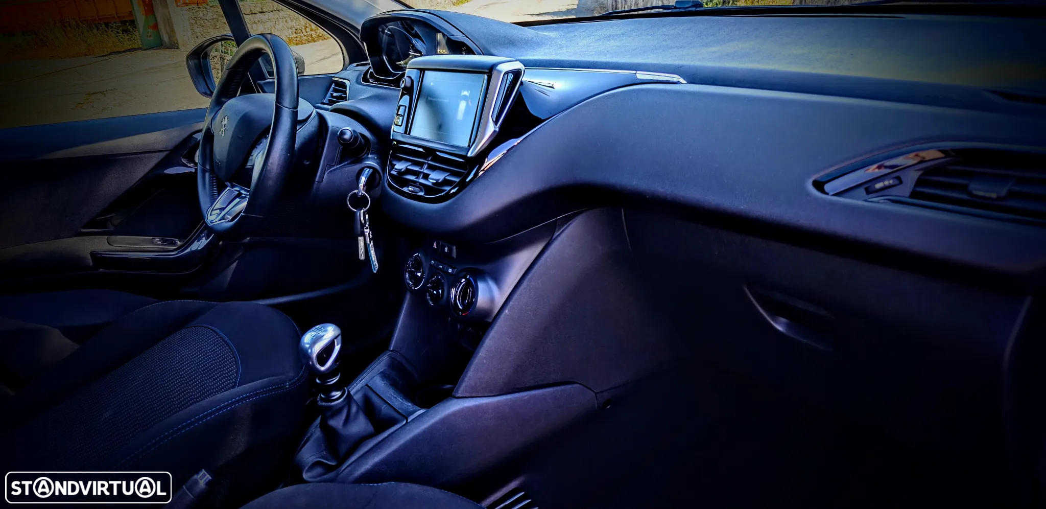 Peugeot 208 1.2 PureTech Style - 12