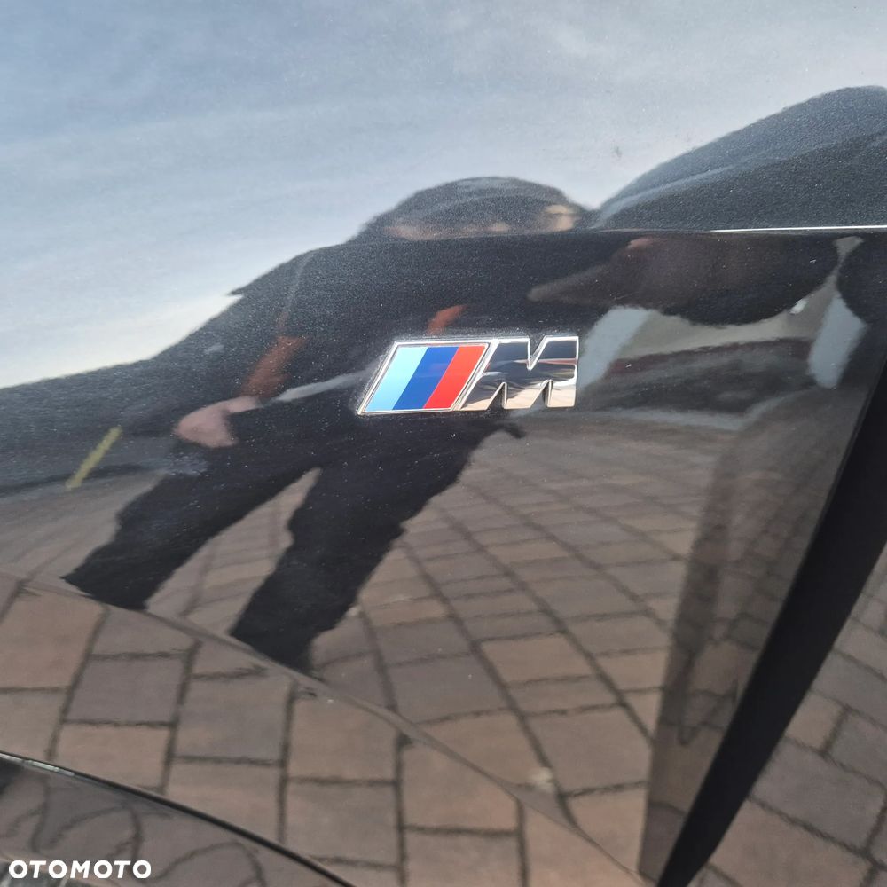 BMW iX1 xDrive30 M Sportpaket - 38