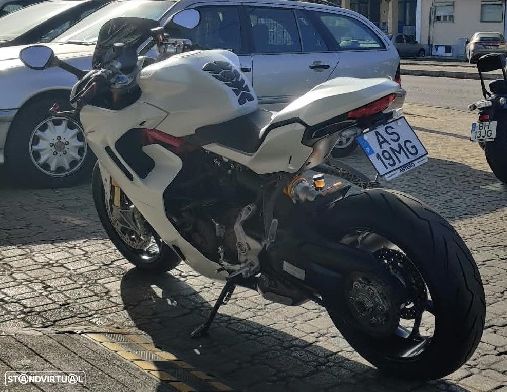 Ducati Supersport 950 S - 10