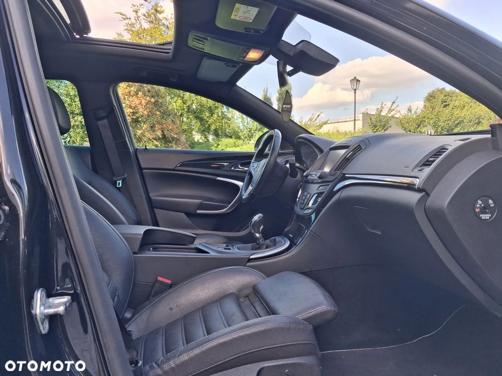 Opel Insignia - 15