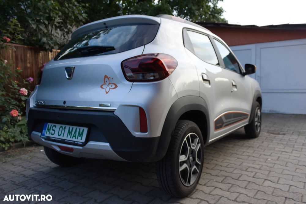 Dacia Spring Expression - 4