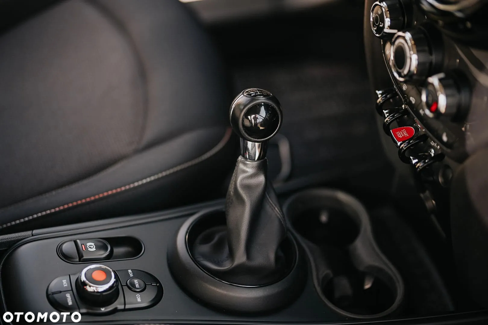MINI Countryman Cooper D - 24