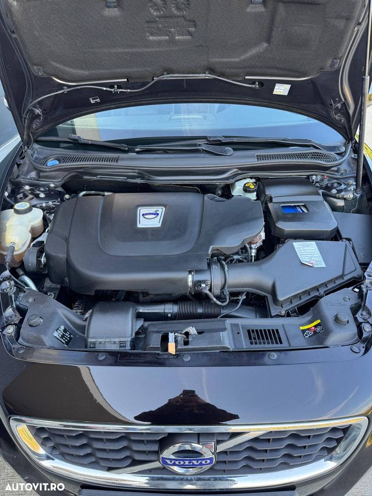 Volvo C70 D3 Momentum - 15