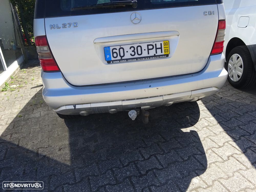 Mercedes-Benz ML 270 CDi - 11