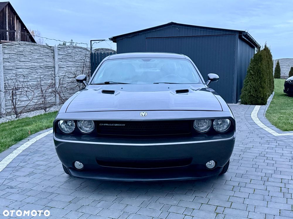 Dodge Challenger - 3