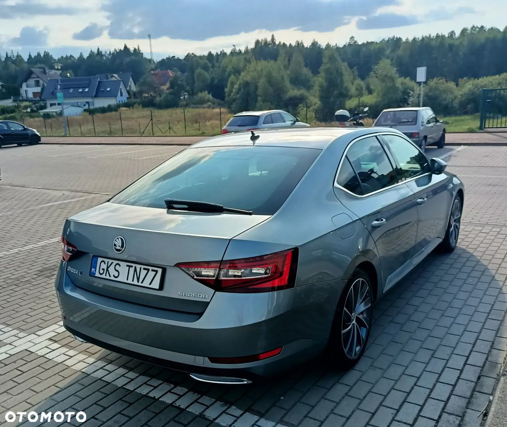 Skoda Superb 2.0 TDI L&K DSG - 6