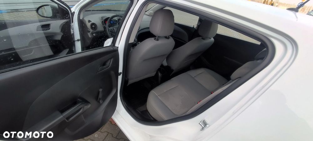 Chevrolet Aveo 1.2 LT+ - 6