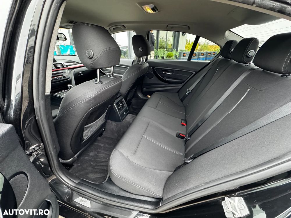 BMW Seria 3 316d Aut. - 17