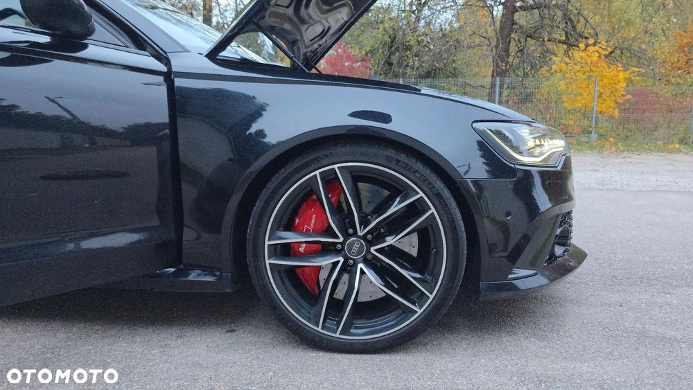 Audi RS6 Avant - 21