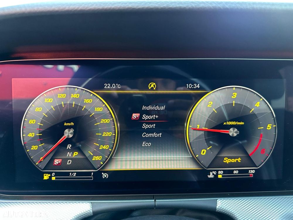 Mercedes-Benz E - 14