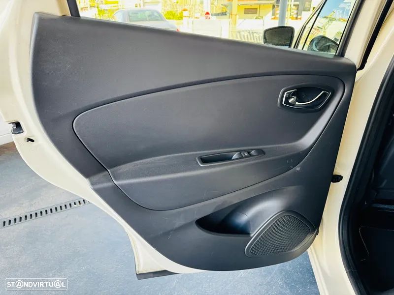 Renault Captur 1.5 dCi Exclusive - 23
