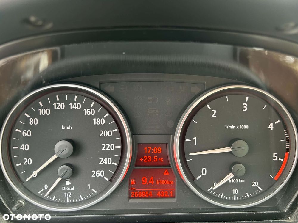 BMW Seria 3 330d DPF - 8