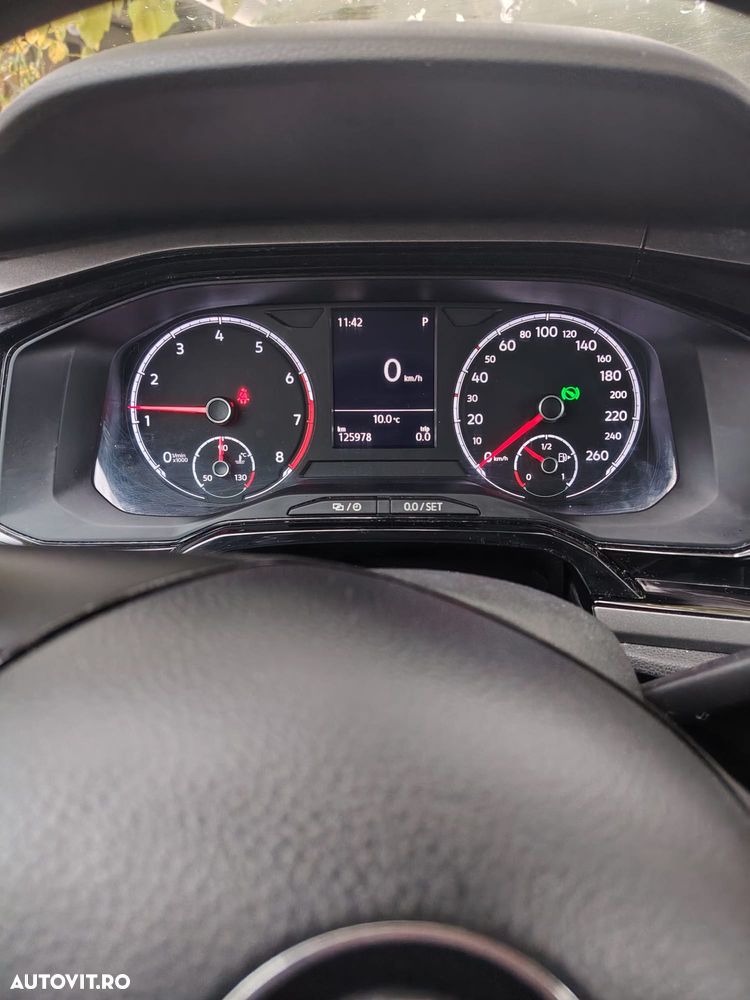 Volkswagen Polo 1.0 TSI DSG BMT Trendline - 8