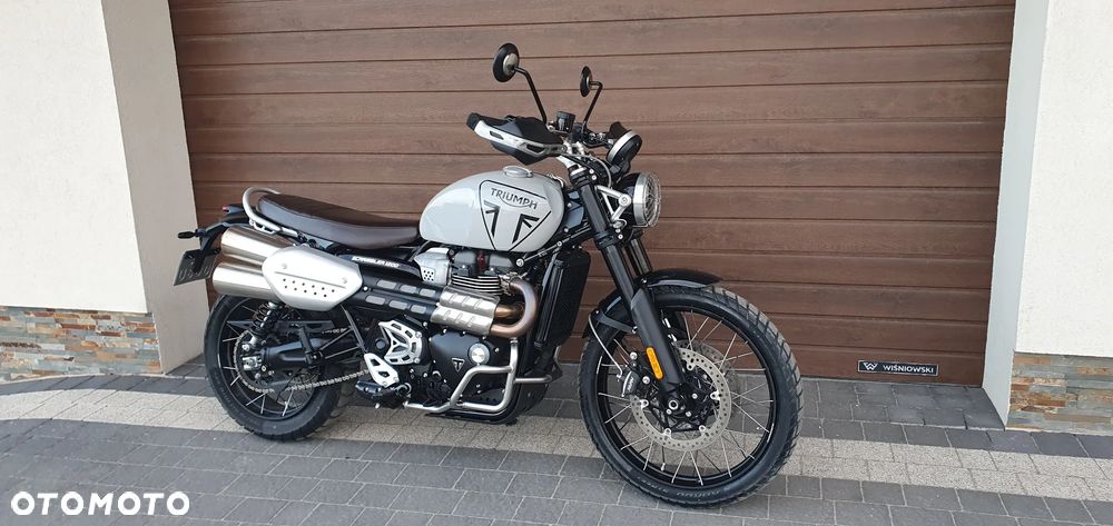 Triumph Scrambler - 1