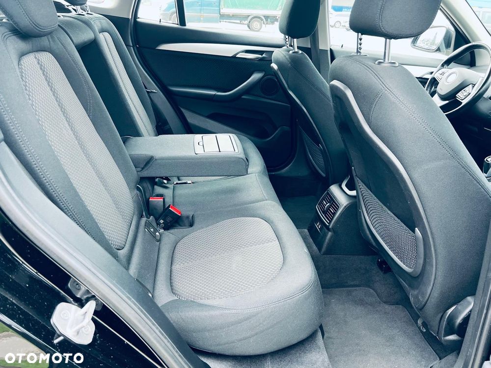 BMW X1 sDrive18i - 7