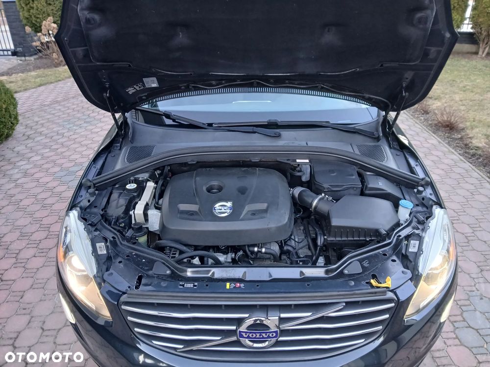 Volvo XC 60 T5 Geartronic Summum - 4