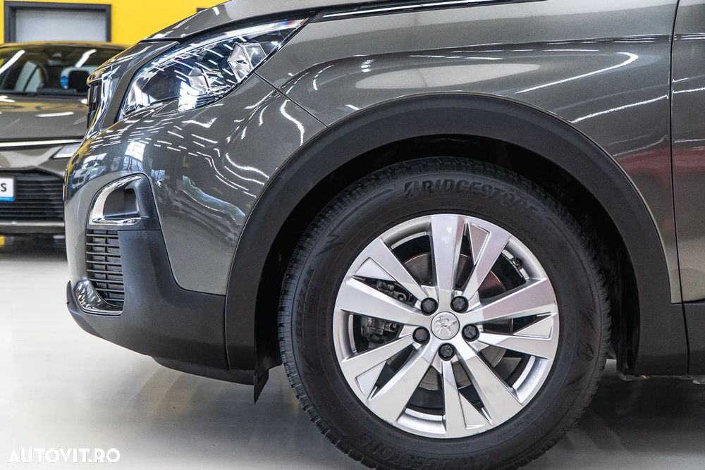 Peugeot 3008 1.2 PureTech Turbo S&S Allure - 41