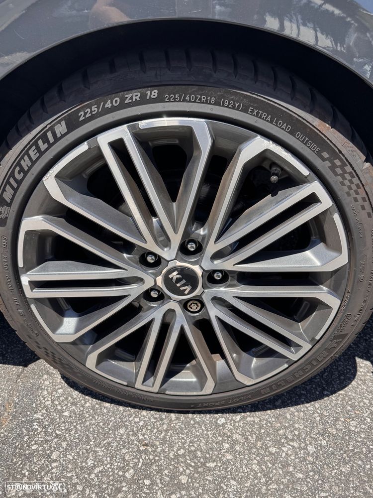 Kia ProCeed 1.4 T-GDI GT Line Exec.7DCT - 12