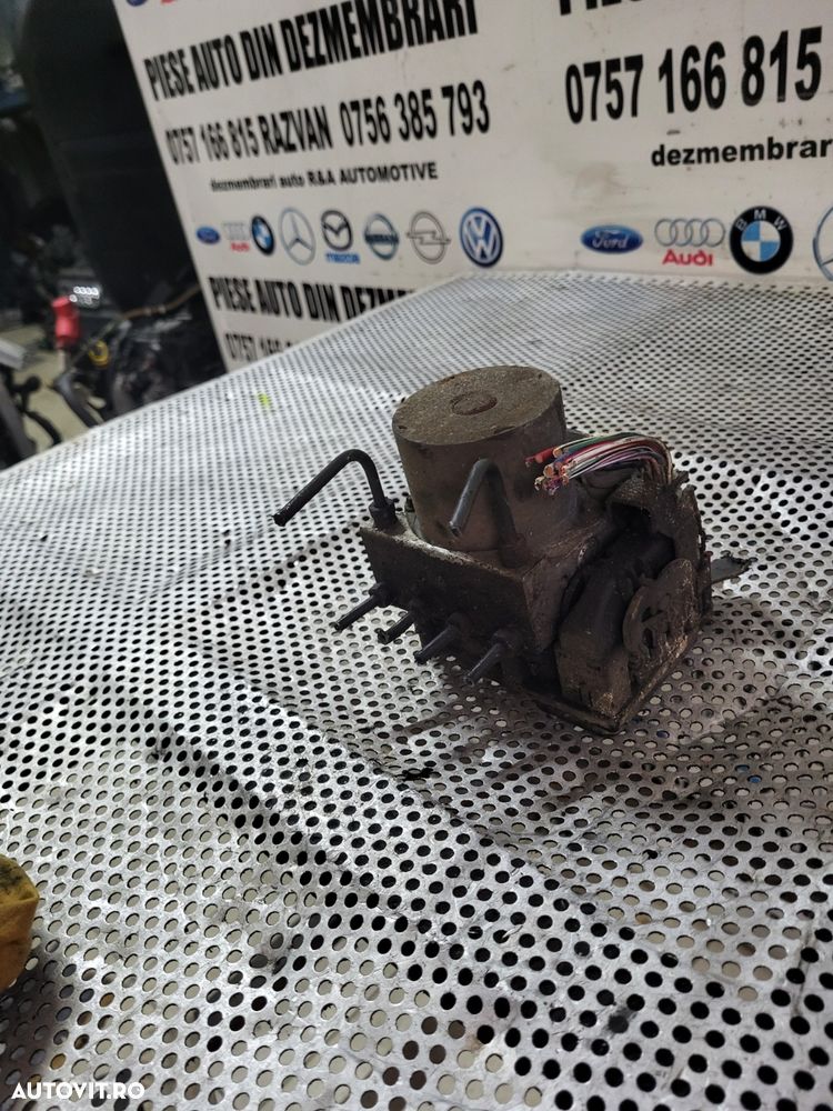 Modul Pompa Unitate Abs Toyota Avensis T25 An 2003-2004-2005-2006-2007-2008 Dezmembrez Toyota Avensis T25 An 2003-2004-2005-2006-2007-2008 2.0 Diesel Motor D4D 116 Cai - 2