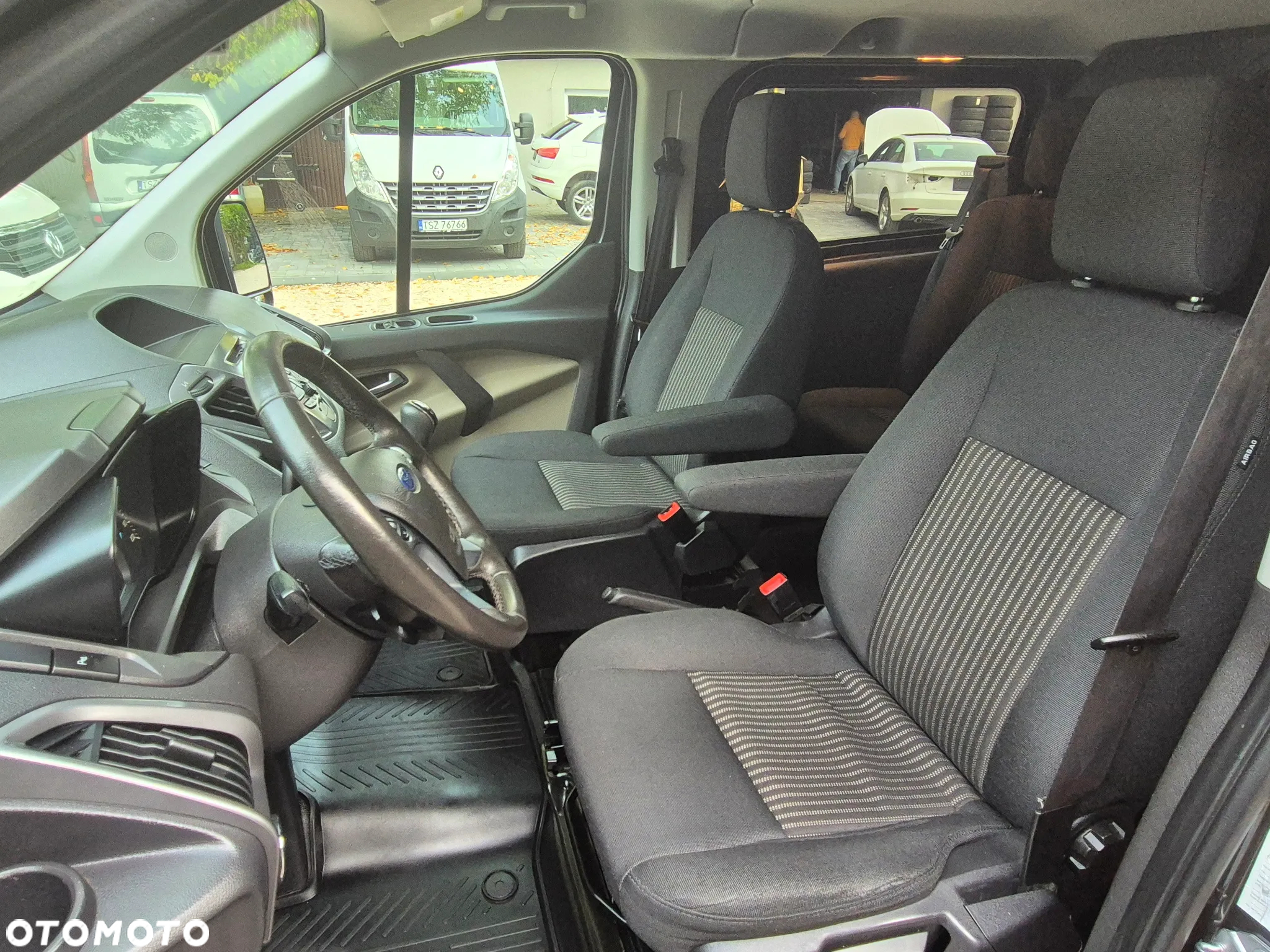 Ford Transit Custom 290 L2H1 LKW VA Trend - 6