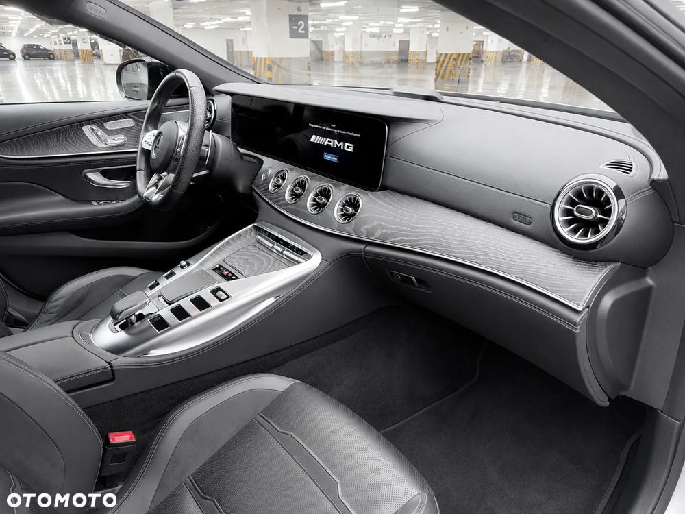 Mercedes-Benz AMG GT 43 4-Matic+ - 15