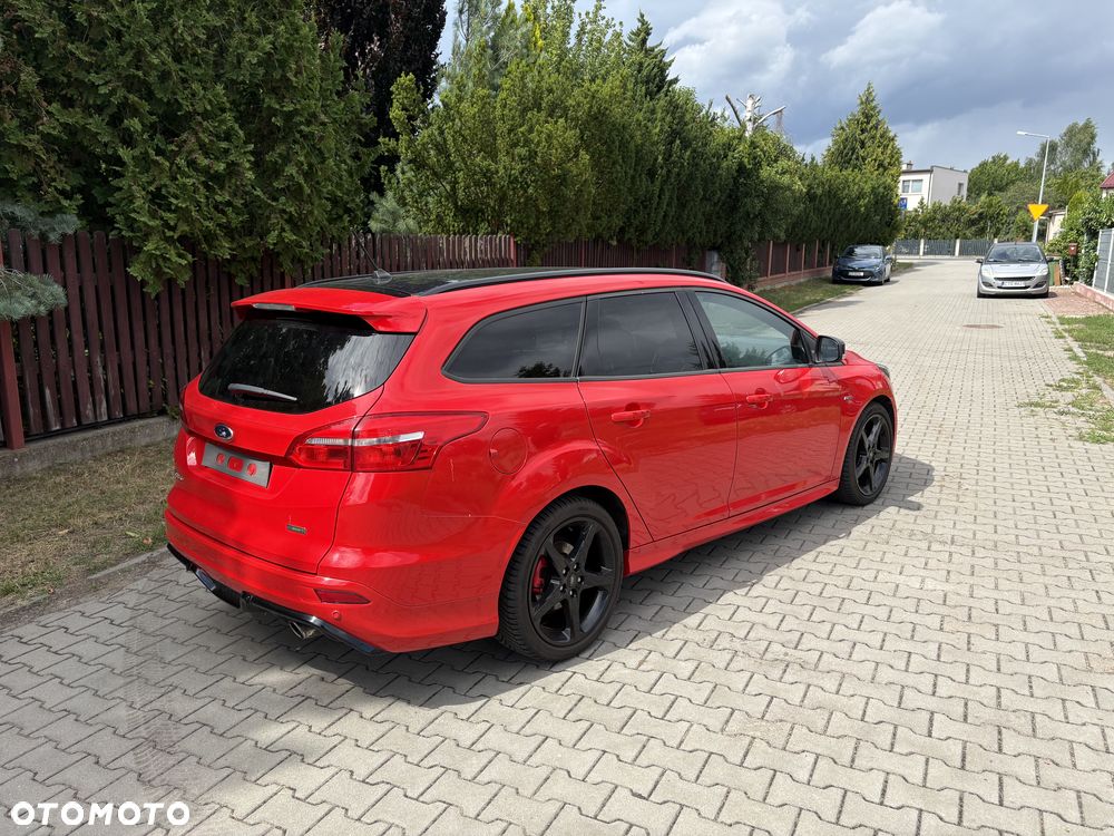 Ford Focus 1.5 EcoBoost ST-Line - 7