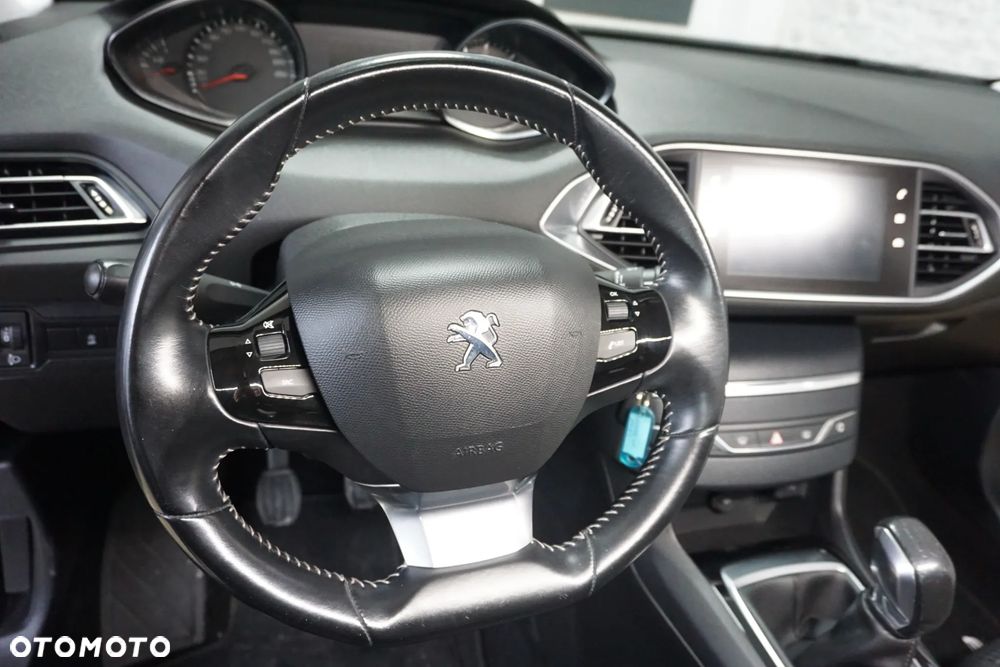 Peugeot 308 1.6 BlueHDi Active S&S - 17