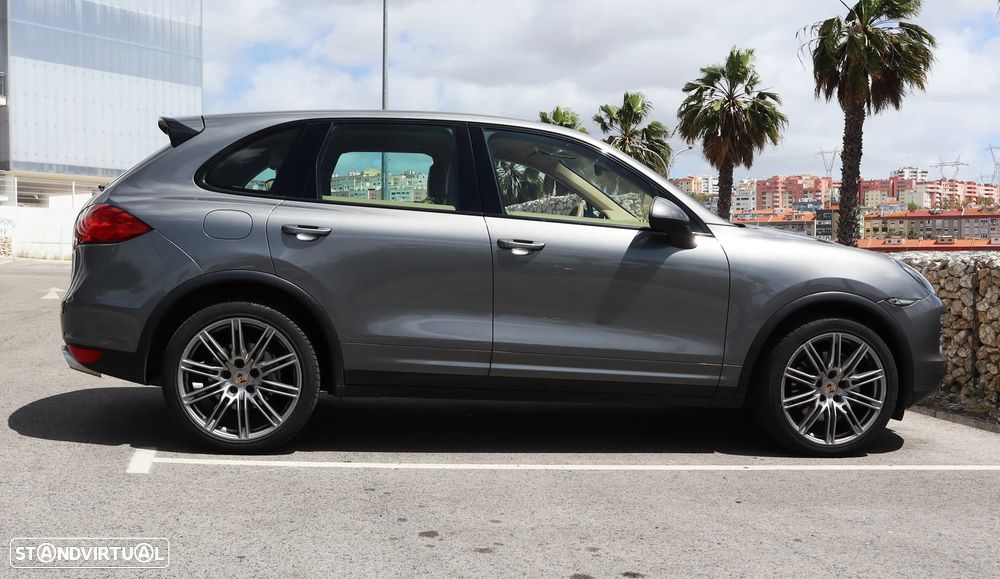 Porsche Cayenne S Tiptronic S - 11