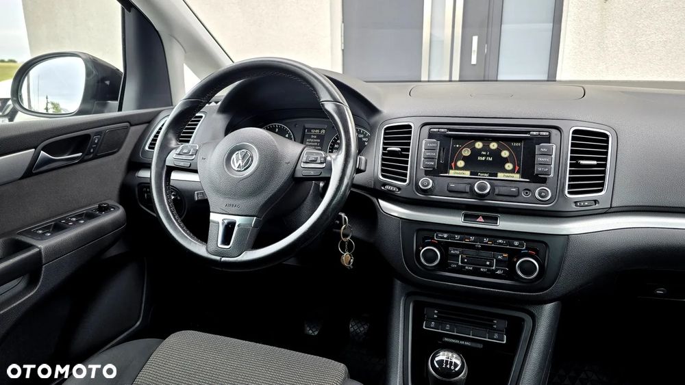 Volkswagen Sharan 2.0 TDI DPF Comfortline - 21