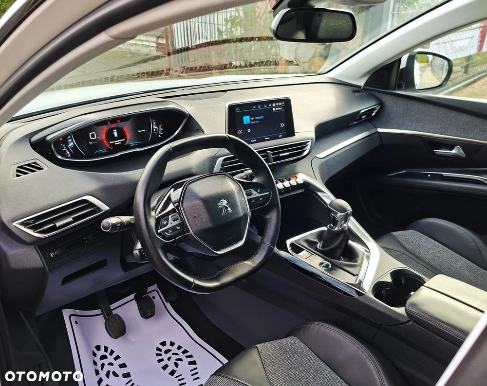 Peugeot 3008 BlueHDi 130 Stop & Start Allure - 17