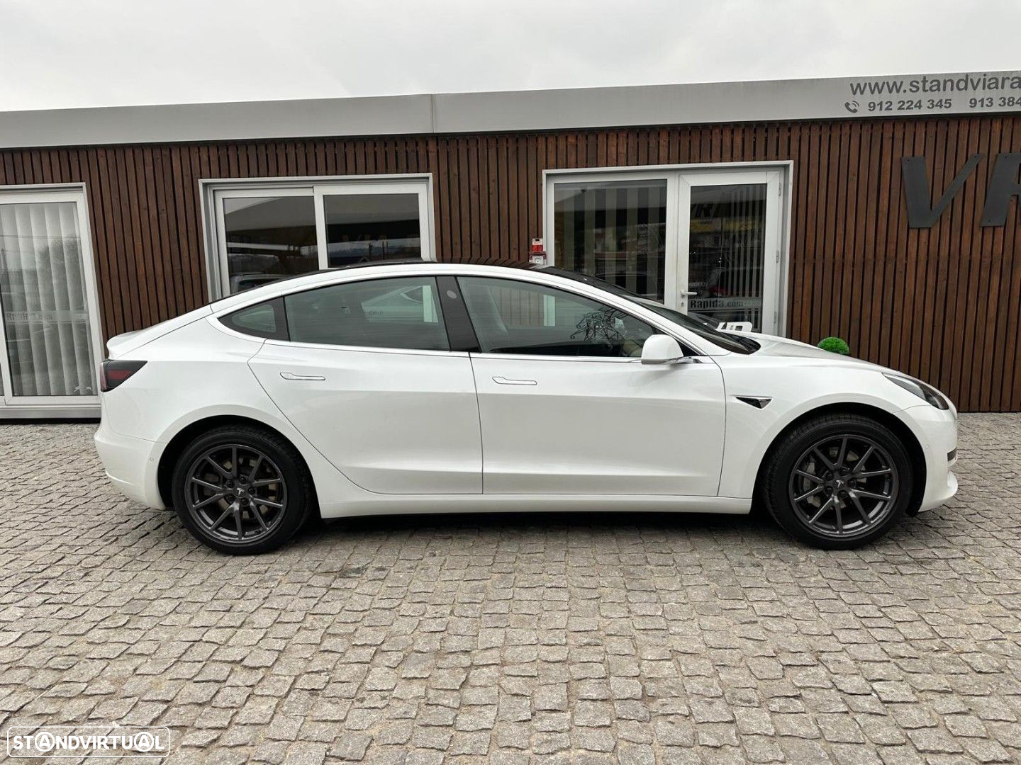 Tesla Model 3 Long-Range RWD - 23