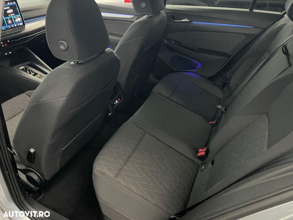 Volkswagen Golf 1.5 eTSI DSG MHEV Life - 13