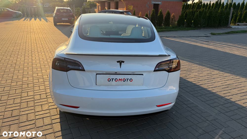 Tesla Model 3 Long Range RWD Premium - 8