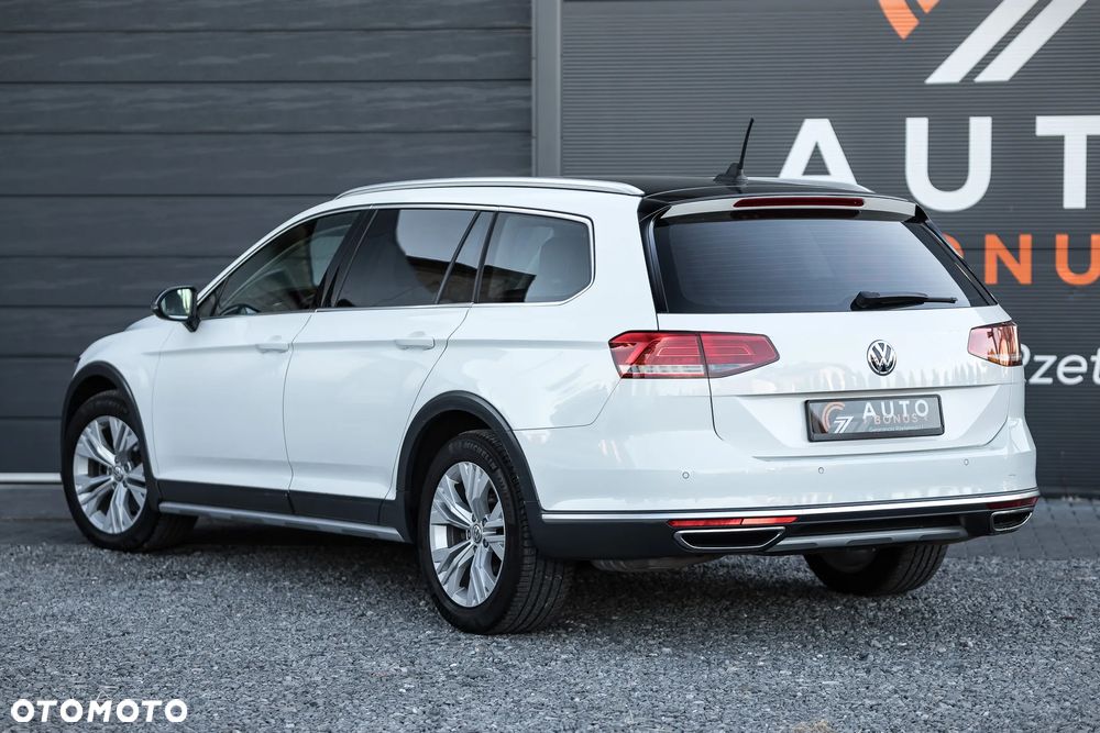Volkswagen Passat Alltrack 2.0 TSI (BMT) 4Motion DSG - 11